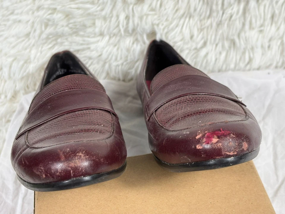 Mocassim Munro Kiera American Couro Borgonha Conforto Feminino Tamanho 9.5 - Imagem 4 de 4