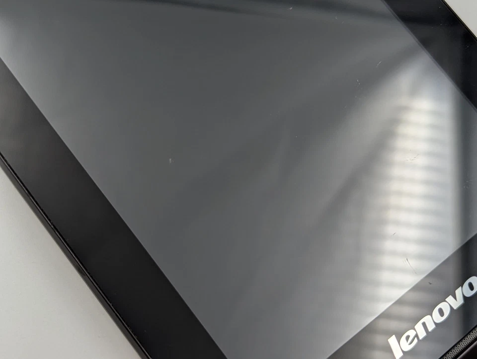 Lenovo IdeaTab A 1000-F 16GB 7" Schwarz Android Tablet 60027, Foto 4 von 5