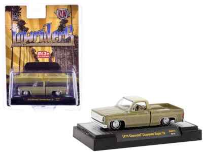 1973 Chevrolet Cheyenne Super 10 - Lowrider **** M2 Machines  1:64