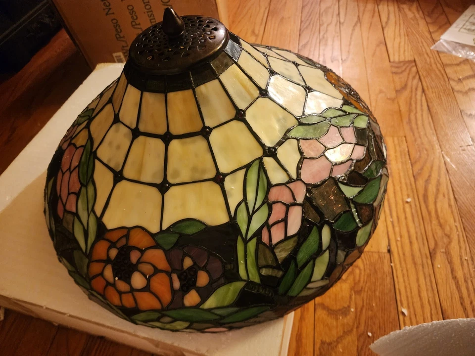Tiffany STYLE Stained Glass Ceiling Pendant Light Fixture Single Hanging Lamp - Image 3 of 4