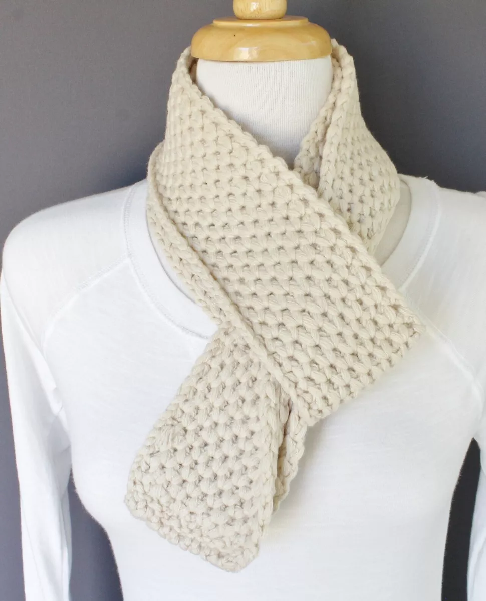 White skinny store scarf