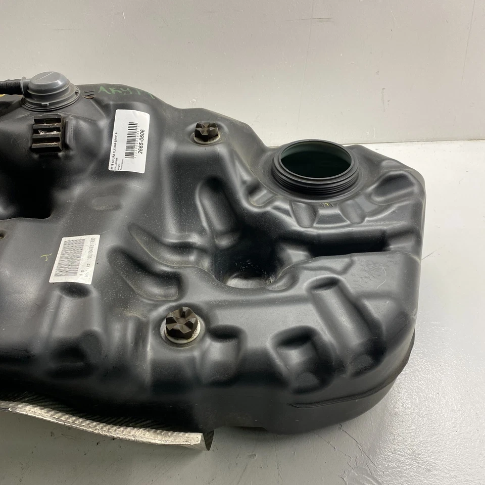 2016-2020 ACURA TLX 3.5L 3.5 L A-SPEC AWD GAS SET FUEL TANK OEM 2017 2018 2019 - Image 4 of 4