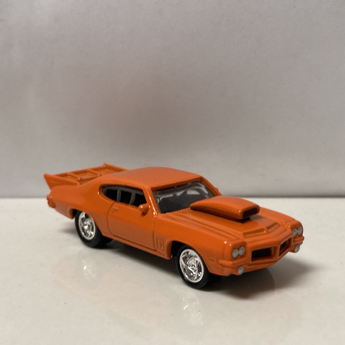 1970 70 Pontiac GTO Pro Street Collectible 1/64 Scale Diecast