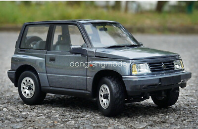 Dorlop 1/18 Suzuki Vitara Escudo SUV 4x4 AWD 1989 Gray RHD Diecast