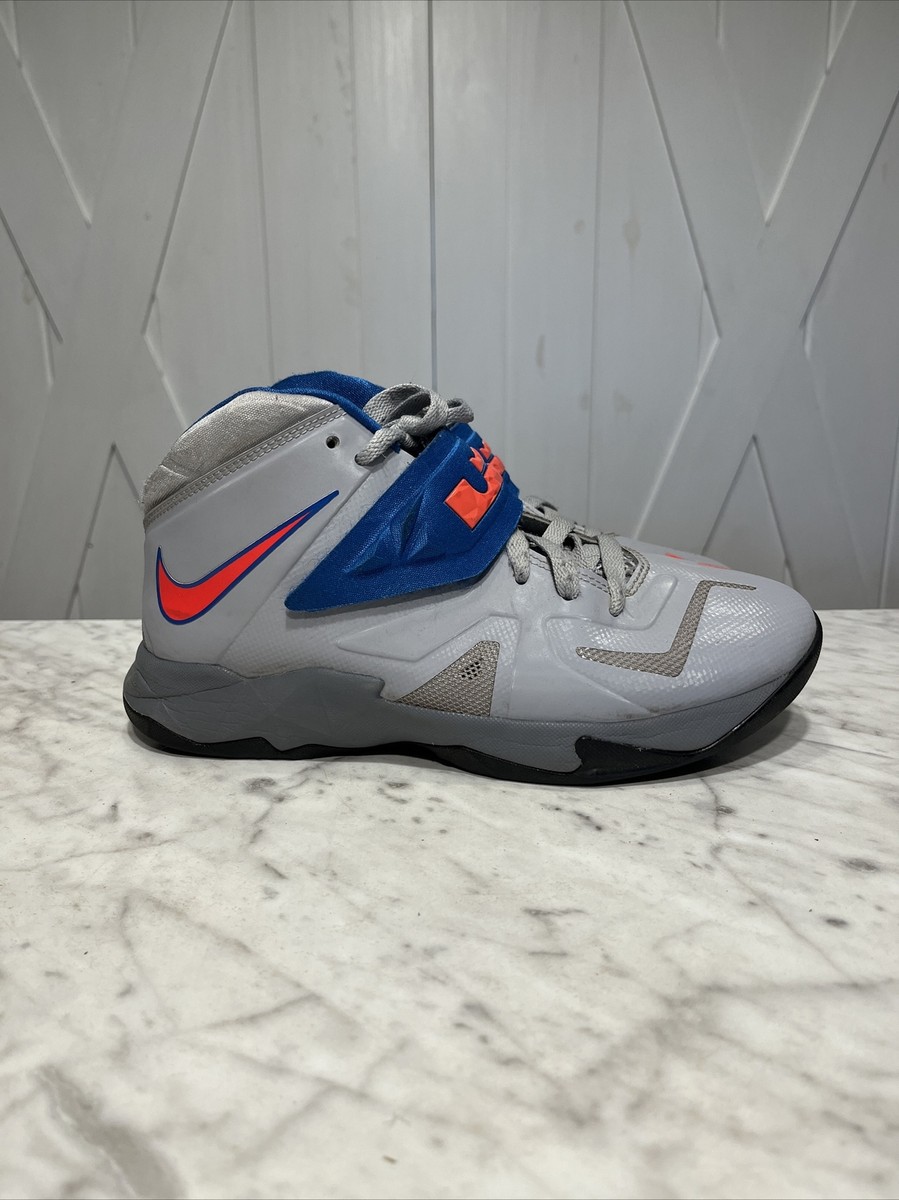 lebron soldier 7 grey