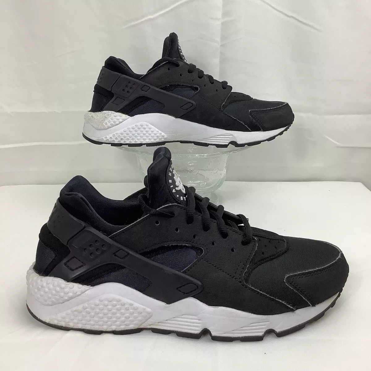 NIKE AIR HUARACHE RUN Black White Casual Trainer 634835-006 40.5 women 9