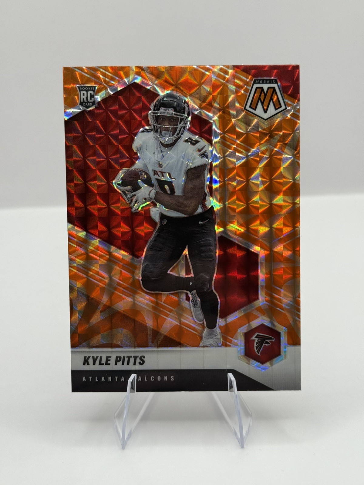 2021 Panini Mosaic - Rookies Kyle Pitts #311 Mosaic Reactive Orange Prizm (RC)