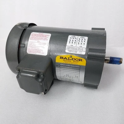 MOTOR INDUSTRIAL BALDOR - CAT. M28A 92134610-01- HP 1/3 - V0LTS 230/460- HZ 60 - Imagen 1 de 4