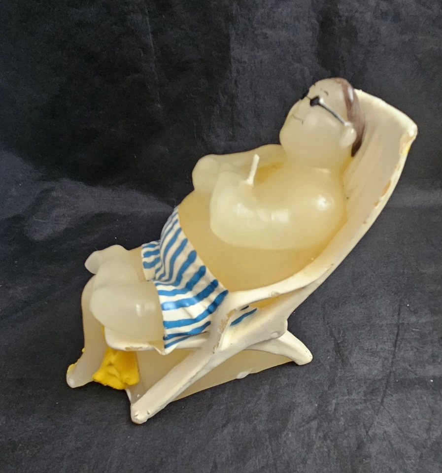 Vela de bañista vintage His Beach Pool Boston Warehouse Foto 4 de 4