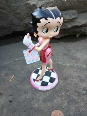 Betty Boop ''Too Hot to Handle'' Figurine Collectible by Danbury Mint, 2008