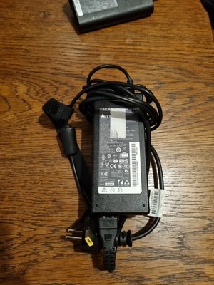 Original LENOVO Netzteil Ladegerät 19,5 V 6,15 A 120 W PA-1121-04 Rechteck Plug
