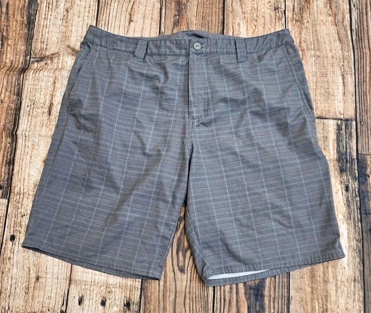 North Face Shorts Mens 36 Pockets Lightweight Outdoors Chino Plaid Inseam 11"