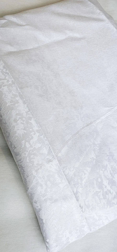 Luxury Floral Brocade Material.  Sold By Metre (Length 150cm Width 92cm) - Image 2 of 3