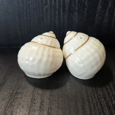 Set of Mikasa Sea Shell Salt and Pepper Shakers Narumi Japan