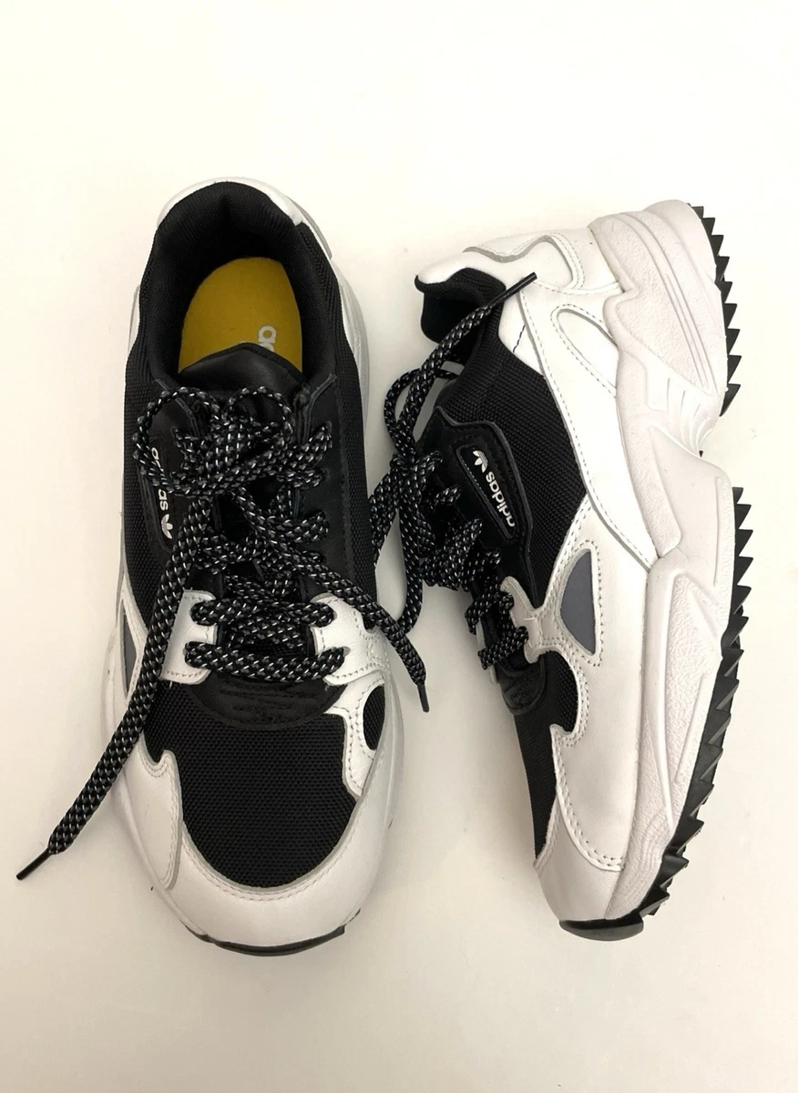 Adidas Falcon Trail Oreo Women’s 7.5 Black White EF 9024