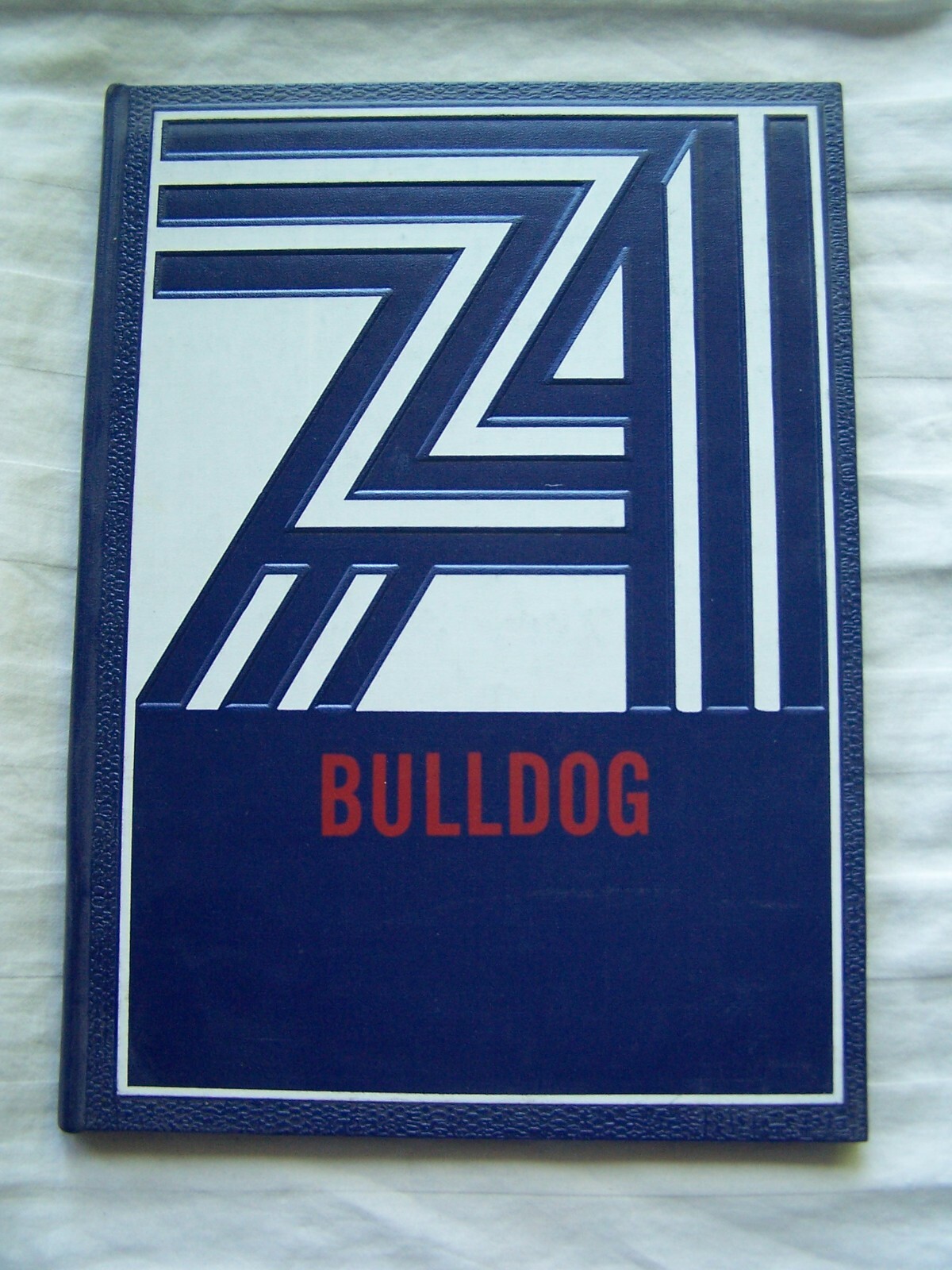 1974 BAINVILLE HIGH SCHOOL YEARBOOK BAINVILLE, MONTANA BULLDOG UNMARKED