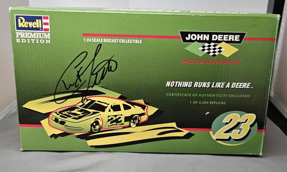 Revell Chad Little #23 John Deere Pontiac 1:24 Diecast Bank PREMIUM EDOTION