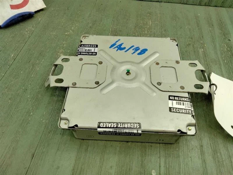 SUBARU LEGACY 2001 2,5 AT ECM ECU MOTOR MÓDULO DE CONTROL INFORMÁTICO 22611AG42B Foto 3 de 4