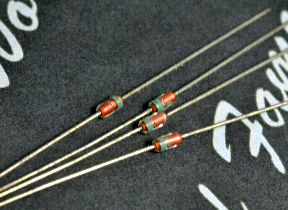 4pcs - PANASONIC MA161 Swicthing Diode / Rectifier 4pcs - PANASONIC MA161 Swicthing Diode / Rectifier