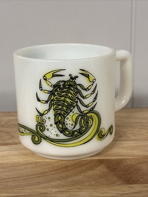 Vintage Zodiac Scorpio Mug Astrology MILK Glass Rare HTF 1976 KMA Beverly