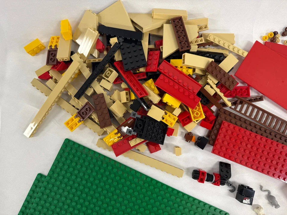 LEGO 7637 City Farm With Instructions - Image 4 of 4