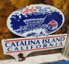 VINTAGE CATALINA ISLAND PORCELAIN SIGN TOURIST CALIFORNIA SOUVENIR TAG TOPPER