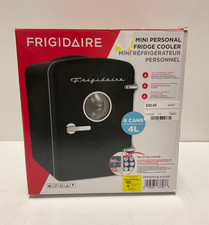 Frigidaire 6 Can or 4L Mini Personal Retro Fridge Cooler EFMIS229-BLACK