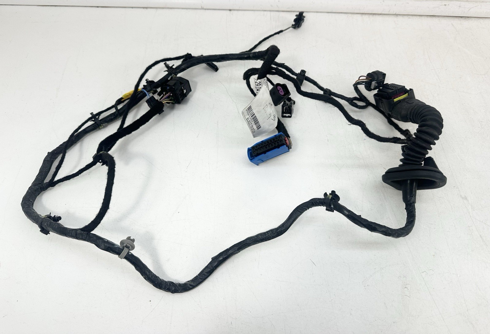 Maserati Ghibli 2017 Front Right Door wiring harness P/N 06700358150