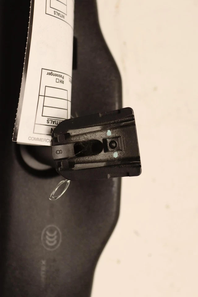 2010-2014 GMC YUKON XL 1500 ВНУТРЕННЕЕ ЗЕРКАЛО С ТЕЛЕМАТИКОЙ И АВТО DIM OEM - Изображение 4 из 4