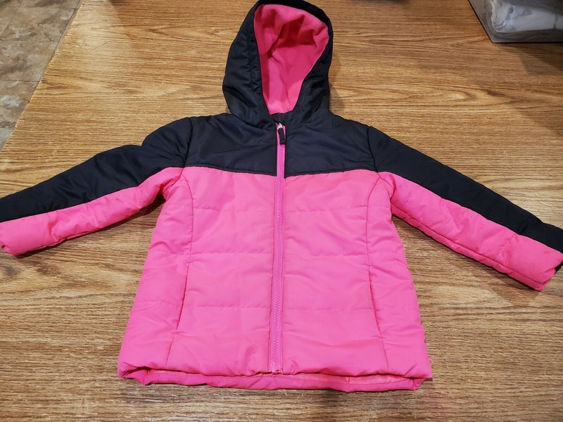 CGirls 4T parka with hood with snow pants and gloves.