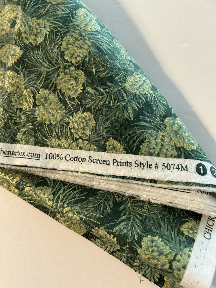 Edredones Animas de tela de algodón de 2 yardas Benartex LLC. Garbanzos y bayas Foto 2 de 3