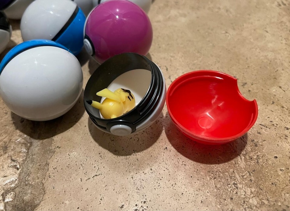 36 Piezas Pokeball Figuras Pokemon Toys Ball Con Mini Pikachu Squirtle Figura De Acción Modelo - Foto 5