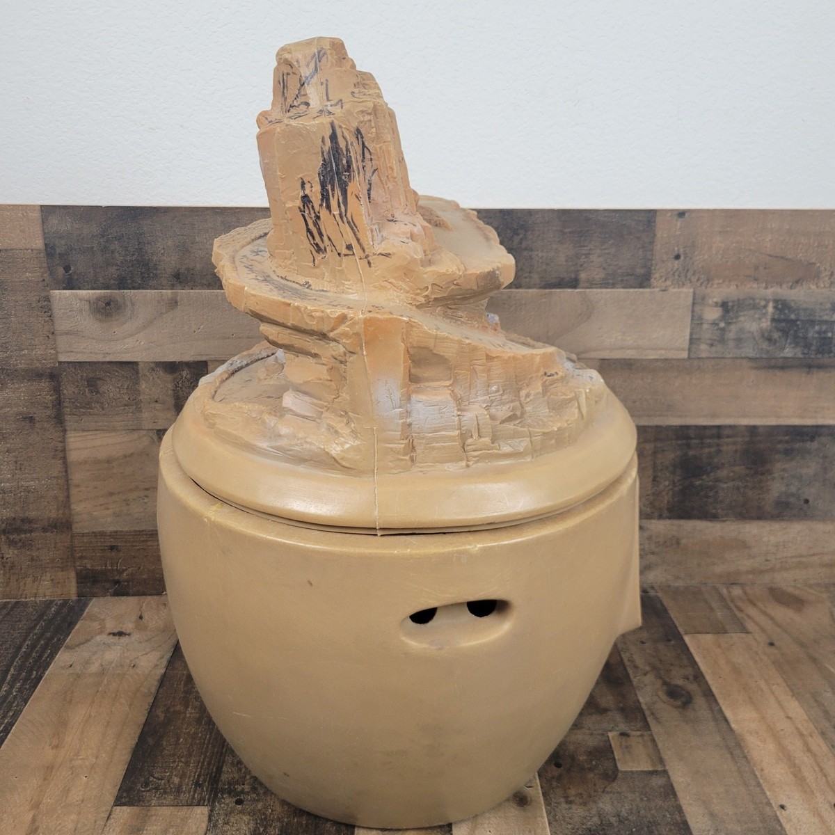 Adventure Mountain 1979 Vintage Rare Blow Mold Toy Chest/Box Sun