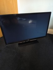 JVC 24 LED Smart HD TV (Model: LT-24C690(A)) Small Crack On Corners Tested Works