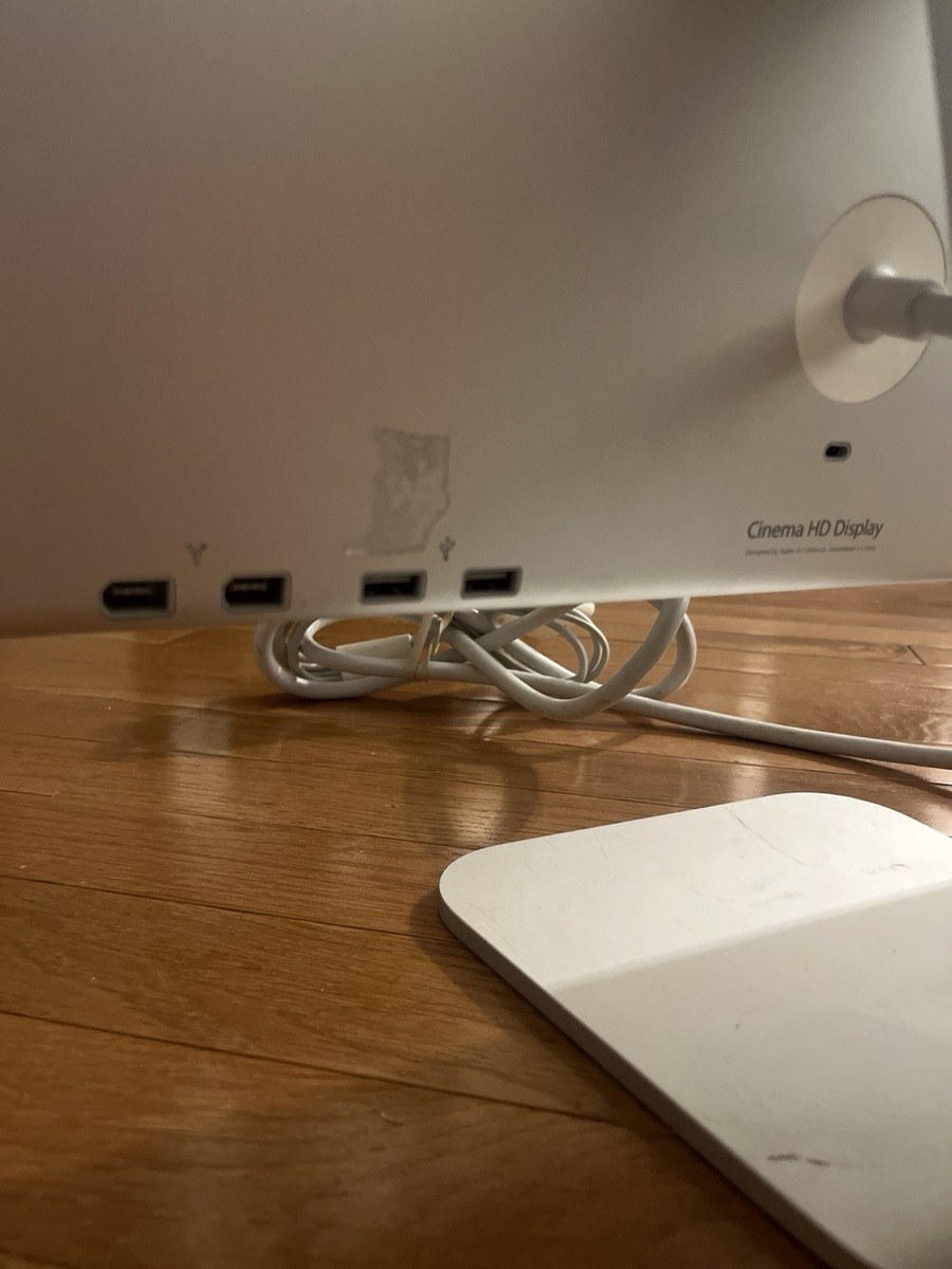 Apple Cinema HD Display Model A1083 DVI LCD Widescreen 27