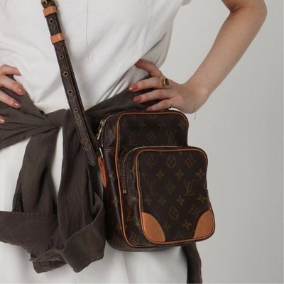 Louis Vuitton Amazon Shoulder Bag Vintage With Certificate of Authenticity Authentic Louis Vuitton Vintage Monogram Canvas Amazone PM  main image 3