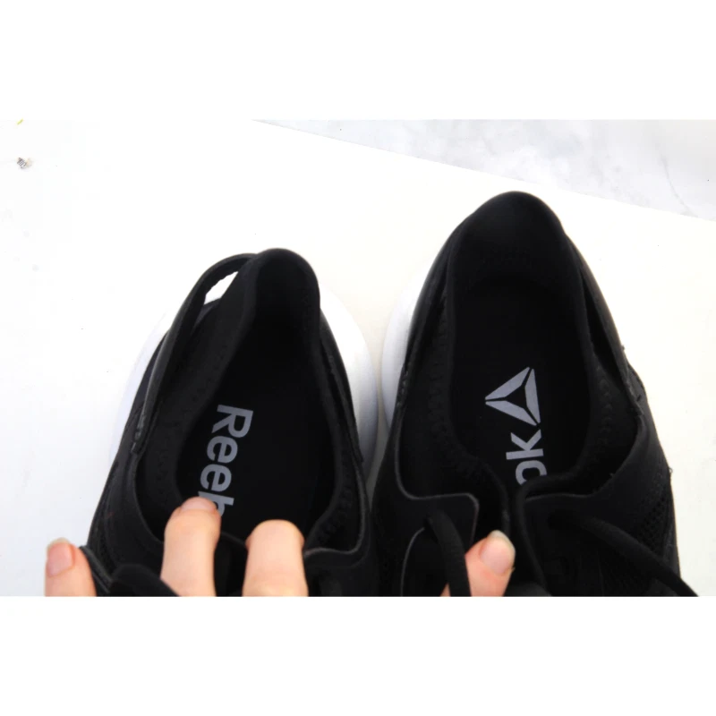 NWOB REEBOK Freestyle Motion Lo sneakers shoes black lace up sz 8.5 - Image 3 of 4