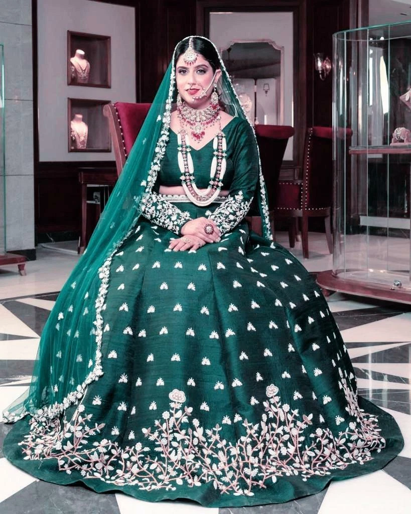 Emerald green lengha top