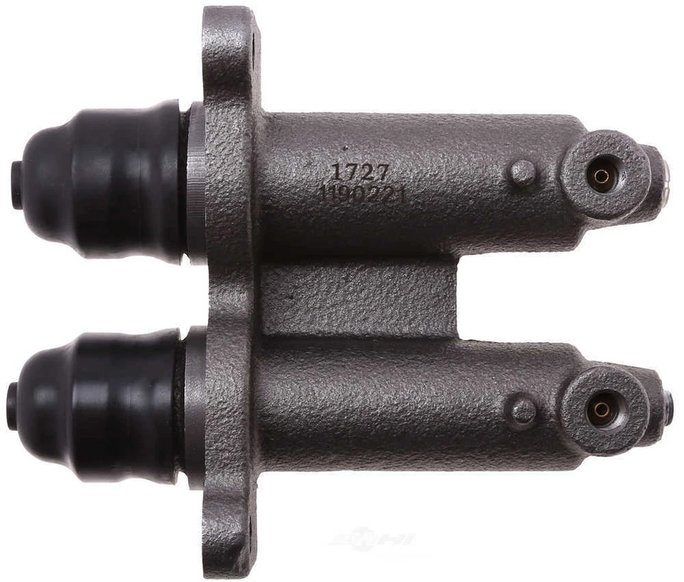 Cilindro maestro de freno y embrague para 1958-1969 International C1200, C1300 C120, C Foto 2 de 3