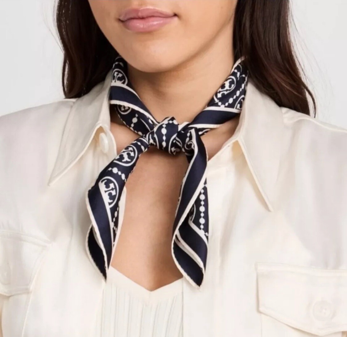 スカーフ Tory Burch Scarf With Logo Tory Burch Women's T Monogram Neckerchief 100% Silk Logo