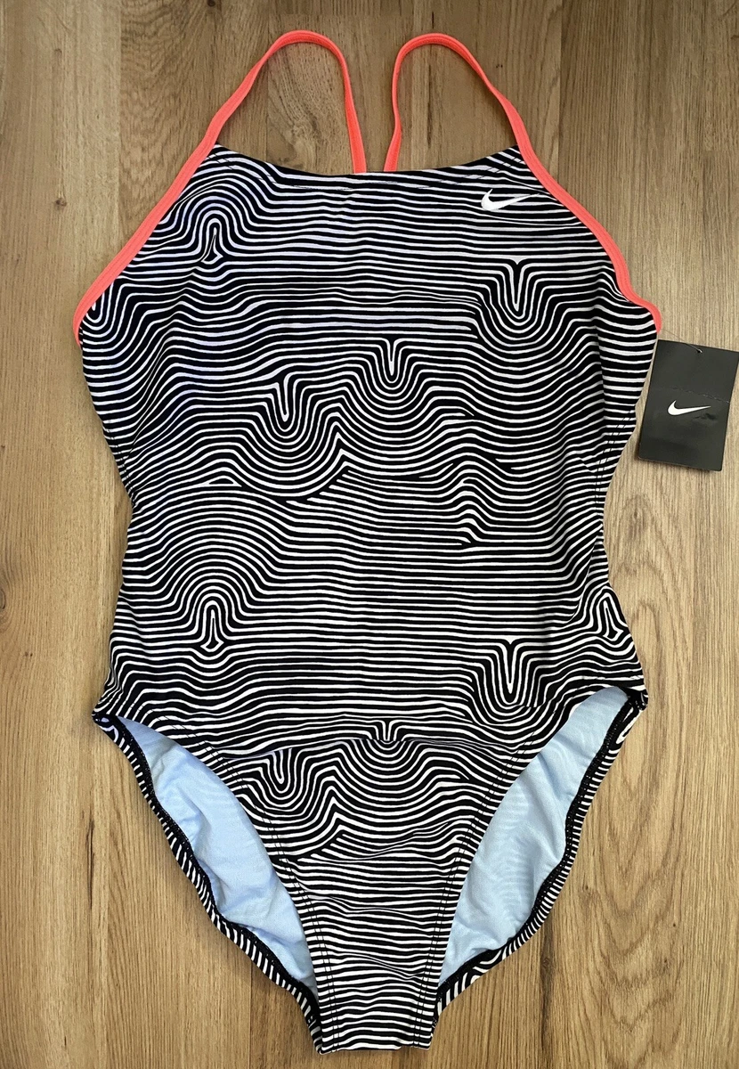 Nike flow cut out clearance tank