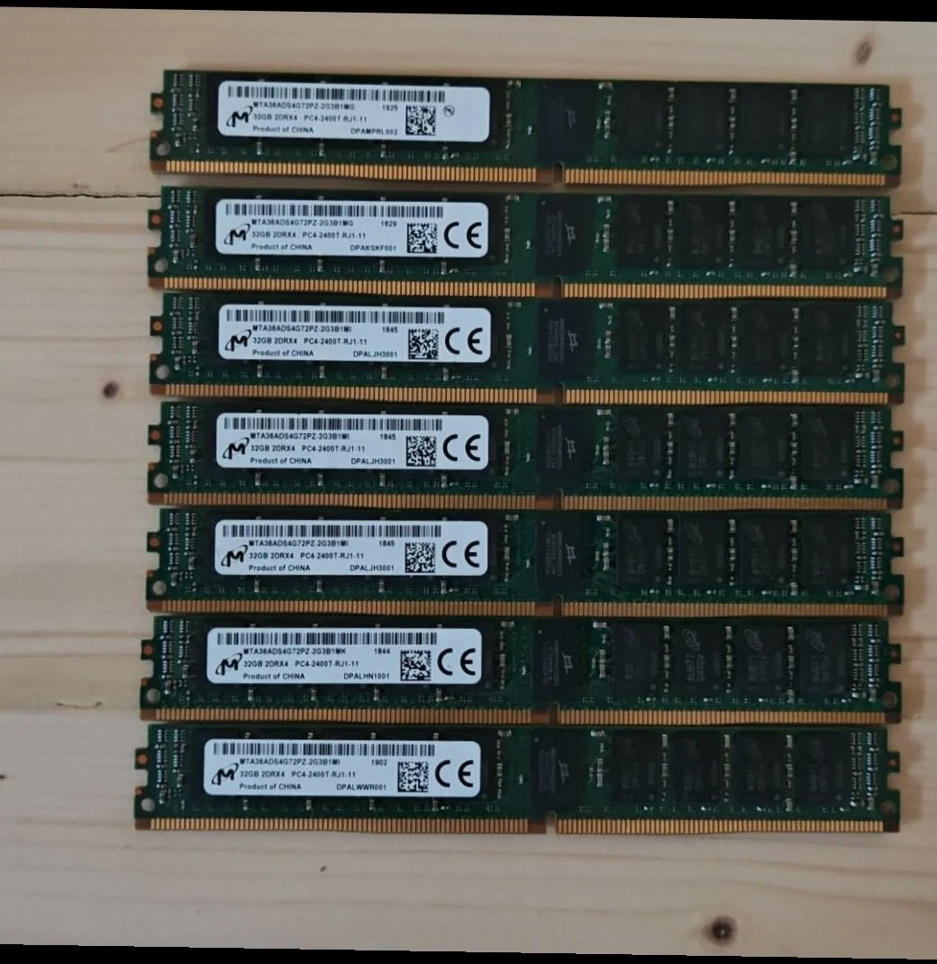 PC4-19200 (DDR4-2400) Bus Speed Server RAM 32 GB Capacity per