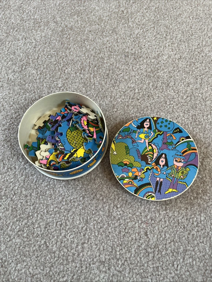 VTG 1970 Psychedelic Mother Goose Springbok Round 7" Puzzle - Image 4 of 4