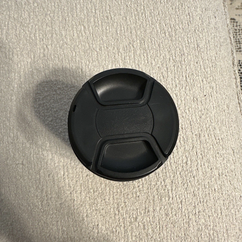 Sigma DC 18-250mm f/3.5-6.3 HSM (with UV Filter) - Image 3 of 4