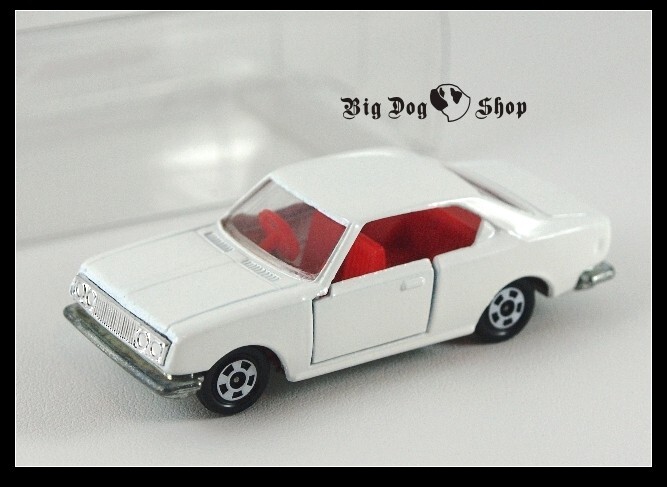 TOMICA TOYOTA CORONA MARK II 1900 HT.SL MADE IN JAPAN 1/62 TOMY