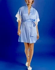NEW! NATORI LIGHT BLUE LACE TRIM SHORT ROBE/RETAIL $160/ X-LARGE/a great gift !