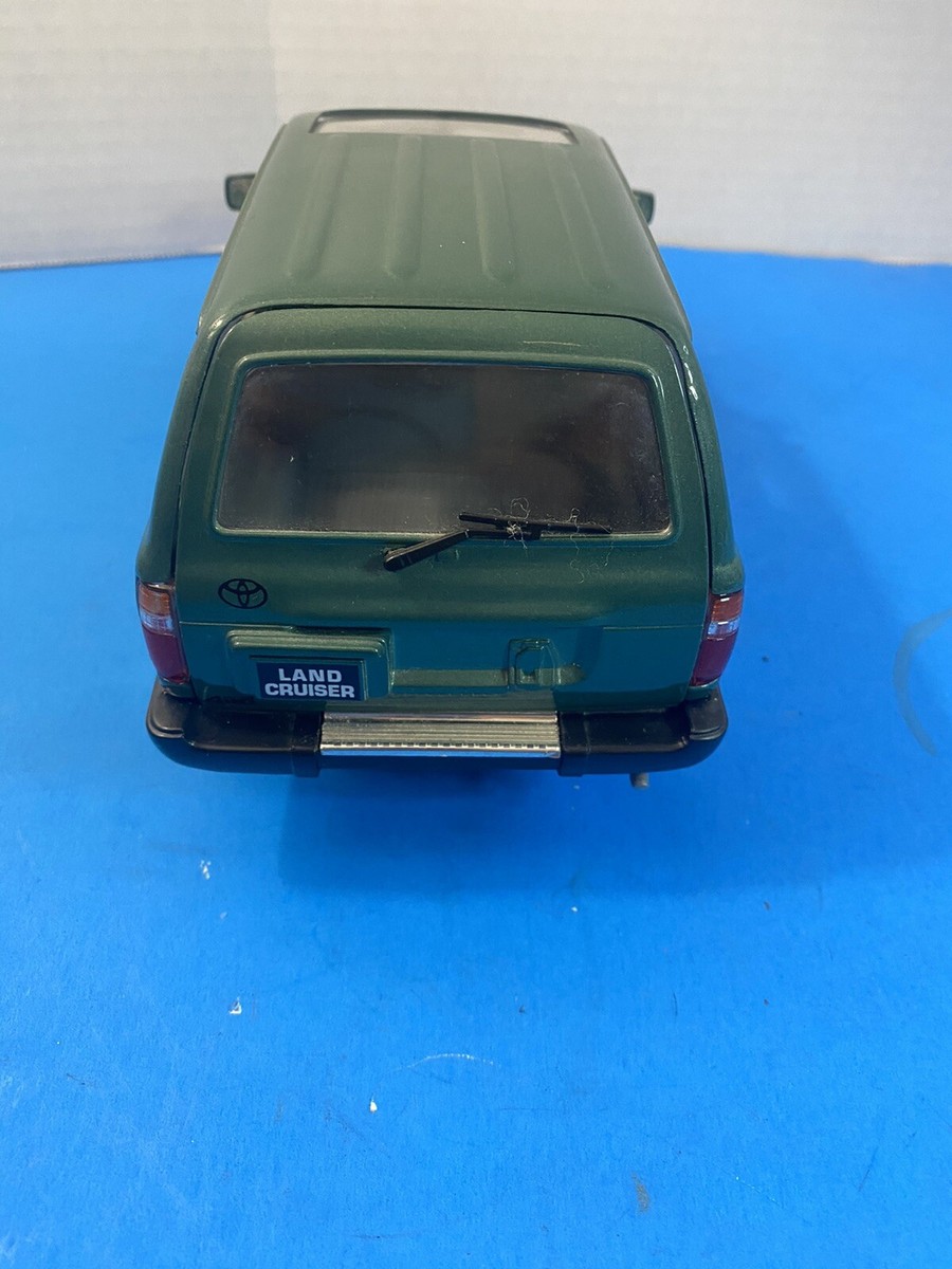 Miniature Road Legends 1/18 - Toyota Land Cruiser VX 1992 - Gris, Occasion Sans Boîte