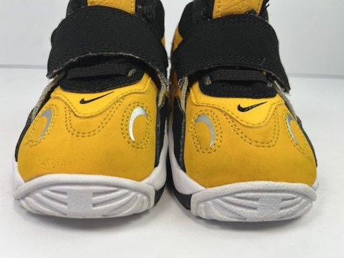 Nike Speed Turf "University Gold" yellow black white BV2525-700 Toddler Size 5C - Picture 4 of 8