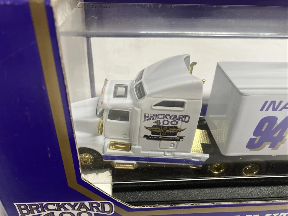 Transportador inaugural Brickyard 400 Racing Champions 1994 edición Premier 1/64 Foto 2 de 4