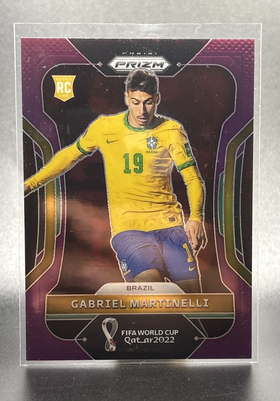 2022 PRIZM FIFA WORLD CUP GABRIEL MARTINELLI #105/199 PURPLE RC BRASIL